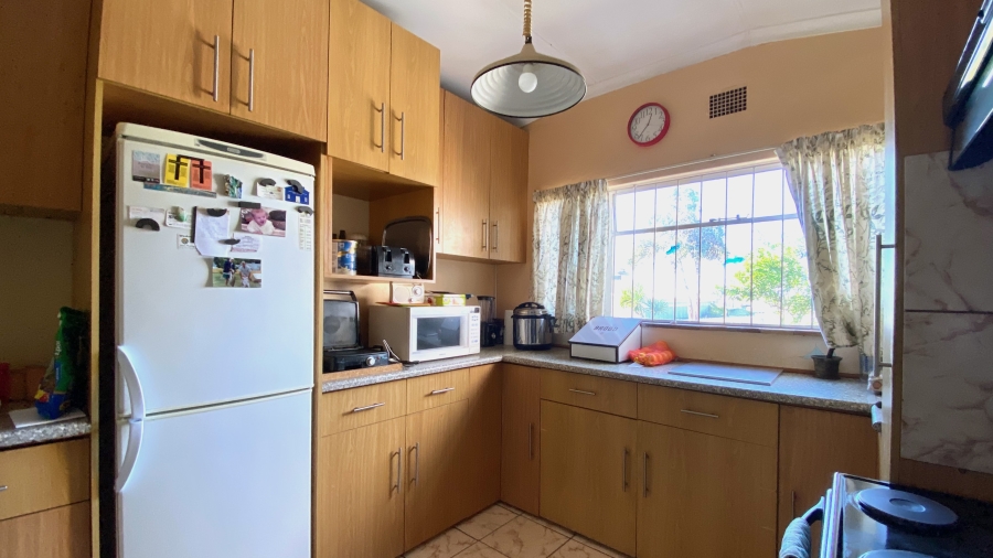 4 Bedroom Property for Sale in Laaiplek Western Cape